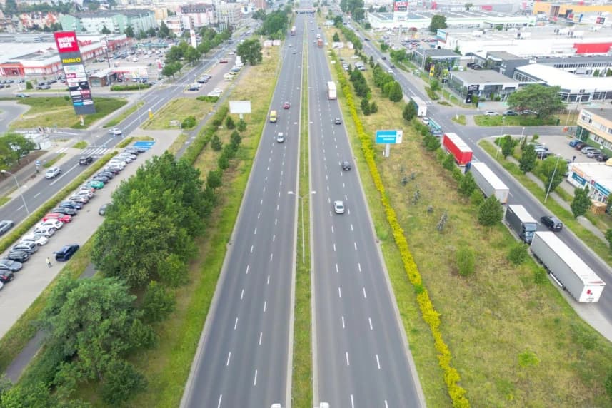 Rusza budowa kładki nad ulicą Struga