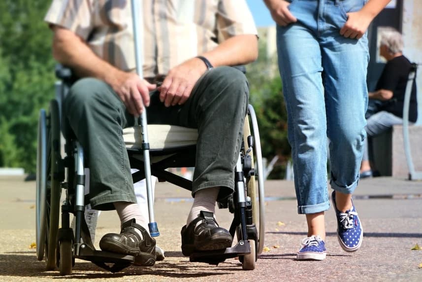 Mecenas Osób Niepełnosprawnych 2024. Zgłoś swojego kandydata Do 15 października br. można zgłaszać kandydatury do honorowego tytułu „Mecenas Osób Niepełnosprawnych” przyznawanego przez Prezydenta Miasta Szczecin.