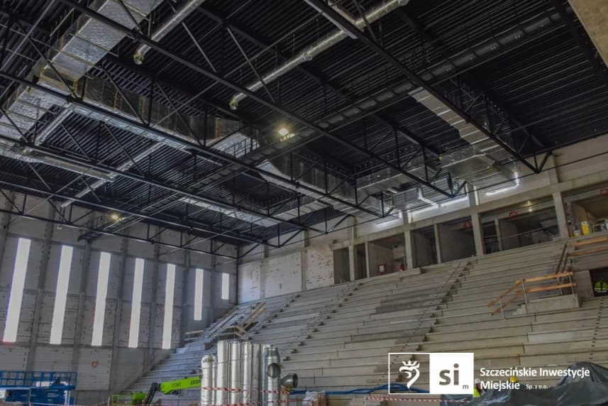 Szczeciński Dom Sportu: dach gotowy, wykończeniówka w toku Szczeciński Dom Sportu: dach gotowy, wykończeniówka w toku