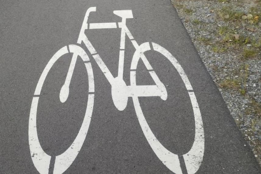 Rusza budowa ścieżki rowerowej na Bogumińskiej Rusza budowa ścieżki rowerowej na Bogumińskiej