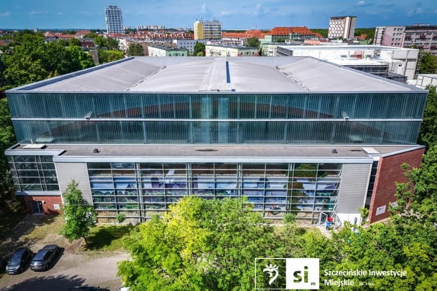 Fasada Floating Areny po remoncie. Zobacz zdjęcia Fasada Floating Areny po remoncie.