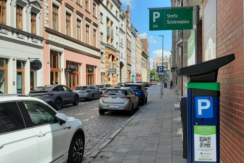 Nowy wygodny sposób płacenia za postój w strefach płatnego parkowania Nowy wygodny sposób płacenia za postój w strefach płatnego parkowania