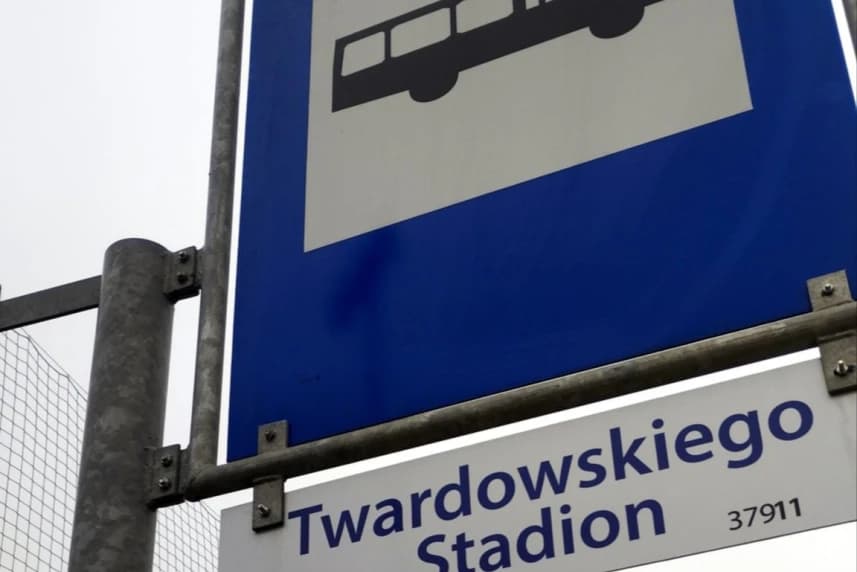 Dodatkowa komunikacja po zakończeniu meczu Pogoni przystanek Twardowskiego