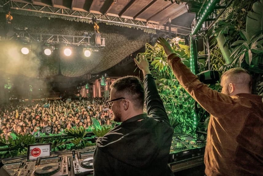 Żagle 2025. Elektryzująca rozgrzewka na Łasztowni KURS NA SZCZECIN - CATZ 'N DOGZ