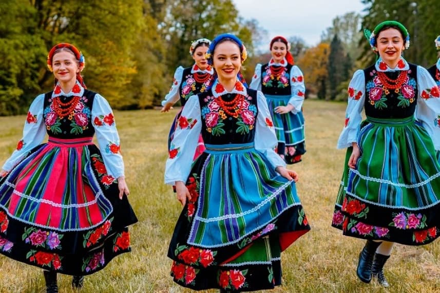Zespół Pieśni i Tańca Pomorza Zachodniego PUM ogłasza nabór! Nabory do zespołu odbędą się 7 i 14 października br.