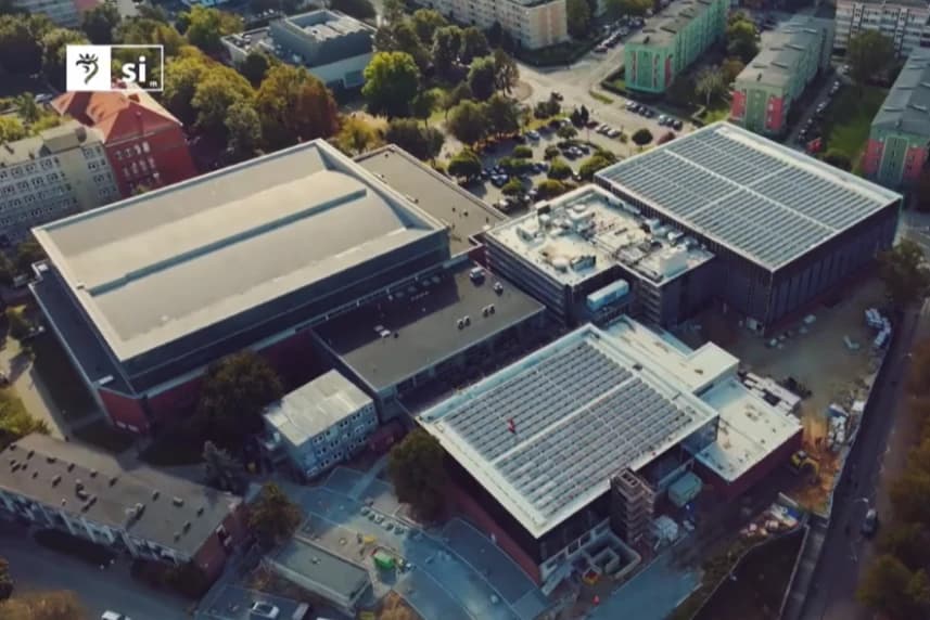 Elewacje i prace wykończeniowe. Szczeciński Dom Sportu coraz bliżej Szczeciński Dom Sportu
