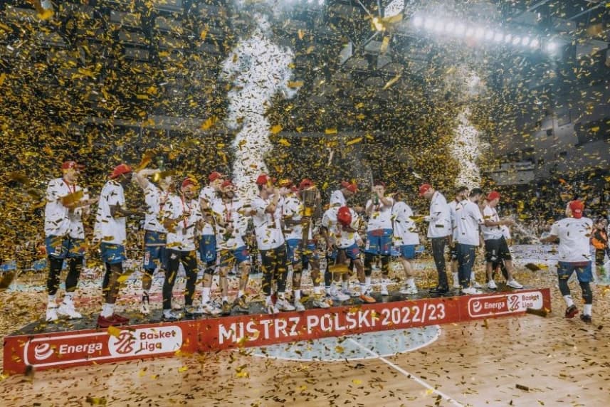 King Szczecin – klub, który zbudował nową tożsamość miasta King Szczecin. Mistrz Polski w koszykówce 2022/23.