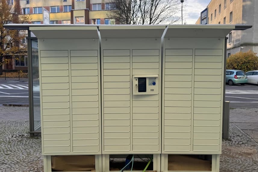 Pierwszy w Szczecinie urzędomat stanął przy magistracie Pierwszy w Szczecinie urzędomat stanął przy magistracie