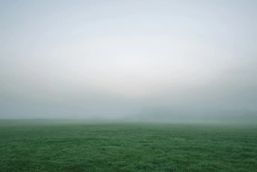 Ostrzeżenie przed gęstymi mgłami Ostrzeżenie przed gęstymi mgłami