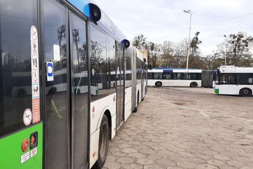 Otwarcie ofert w drugim przetargu na sześć niskopodłogowych hybryd dla SPAK Autobusy hybrydowe