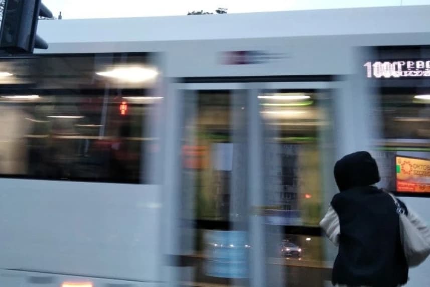 Co było przyczyną wykolejenia tramwaju na ulicy Parkowej Tramwaj w ruchu