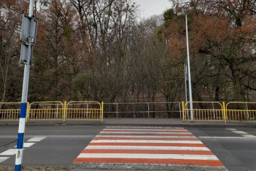 Ruszyły odbiory oświetlenia przejść dla pieszych przy ul. Wiosny Ludów i ul. Chopina Oświetlenie zainstalowane przy przejściu dla pieszych