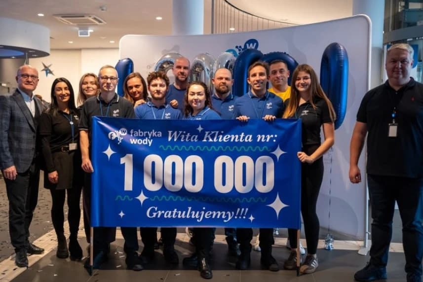 Fabryka Wody świętuje pierwszy milion odwiedzin W powitaniu milionowego gościa uczestniczył Prezydent Szczecina - Piotr Krzystek wraz z zarządem Fabryki Wody.