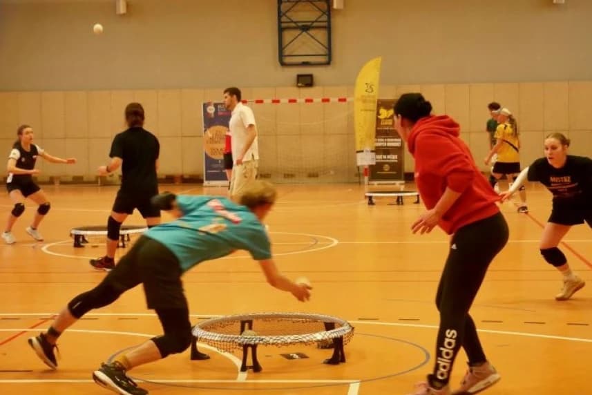 Wyniki drugiego turnieju rozgrywek ligowych Gryf Roundnet League 2025/2026 Rozgrywki Gryf Roundnet League 2025/2026 przy kilku stanowiskach.