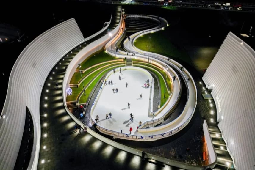 Lodowisko Fabryki Wody. Zimowa energia trwa do końca lutego Lodowisko przy Fabryce Wody