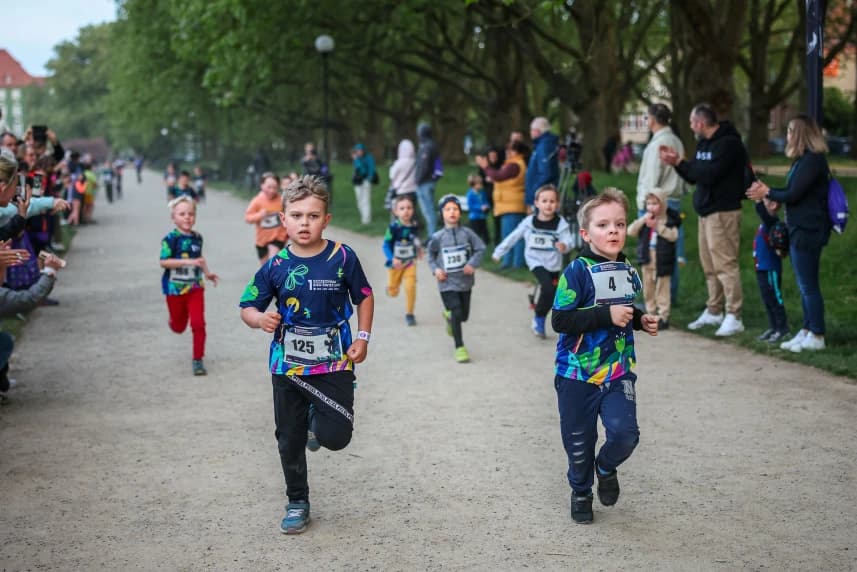 Zapisz swoje dziecko na 3. Szczeciński Bieg Świetlików Bieg Świetlików w Szczecinie