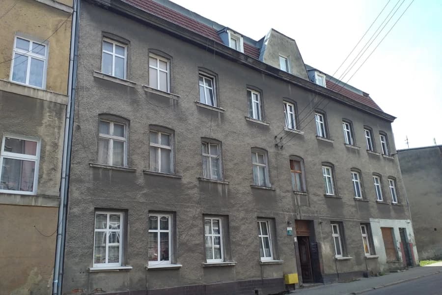 Kolejną kamienicę na Stołczynie czeka gruntowny remont Kamienica przy ulicy Nad Odrą 30