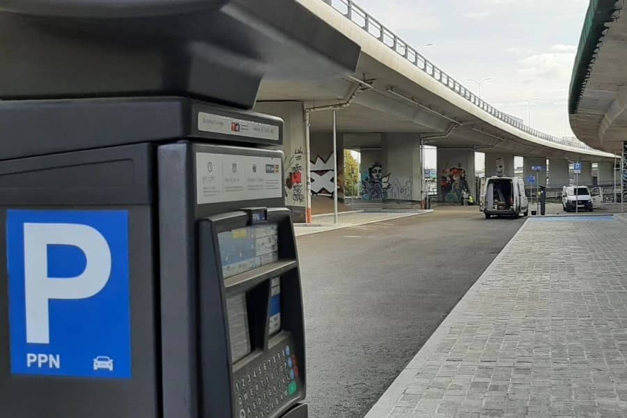 PPN Trasa Zamkowa od poniedziałku ponownie płatny Parking pod trasą zamkową