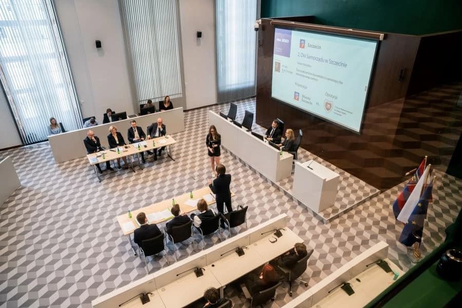 Dni Samorządu 2026 w Szczecinie. Przed nami debaty o przyszłości miast Sala sesyjna w Szczecinie