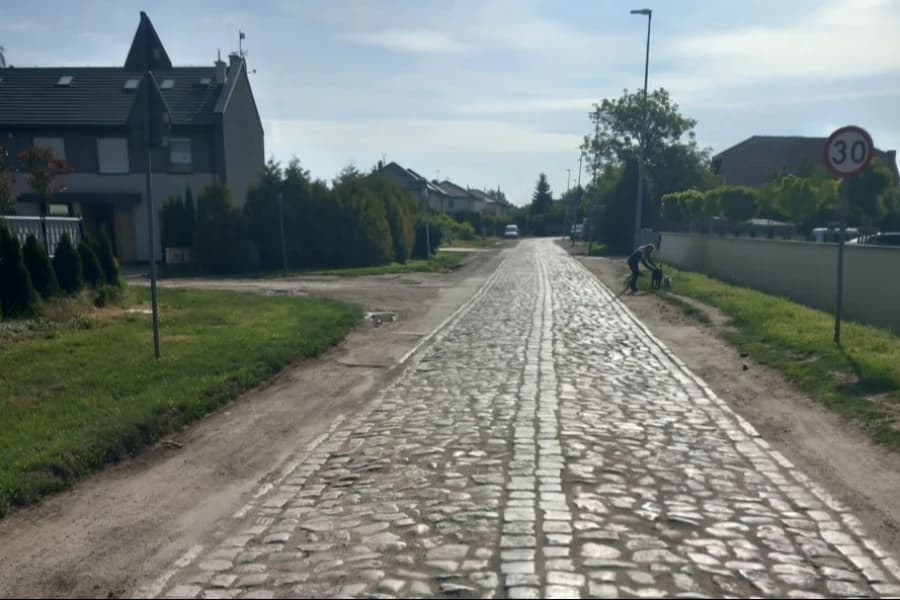 Przekazano plac budowy dla przebudowy ul. Zbójnickiej Ulica Zbójnicka w Szczecinie