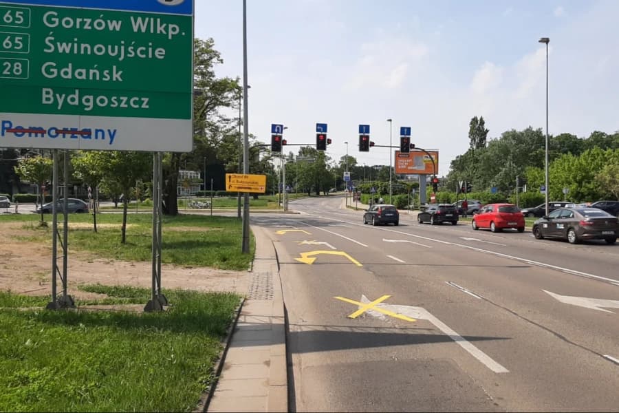 Uwaga kierowcy, zmiana organizacji ruchu na placu Szyrockiego i na Milczańskiej Uwaga kierowcy, zmiana organizacji ruchu na placu Szyrockiego i na Milczańskiej