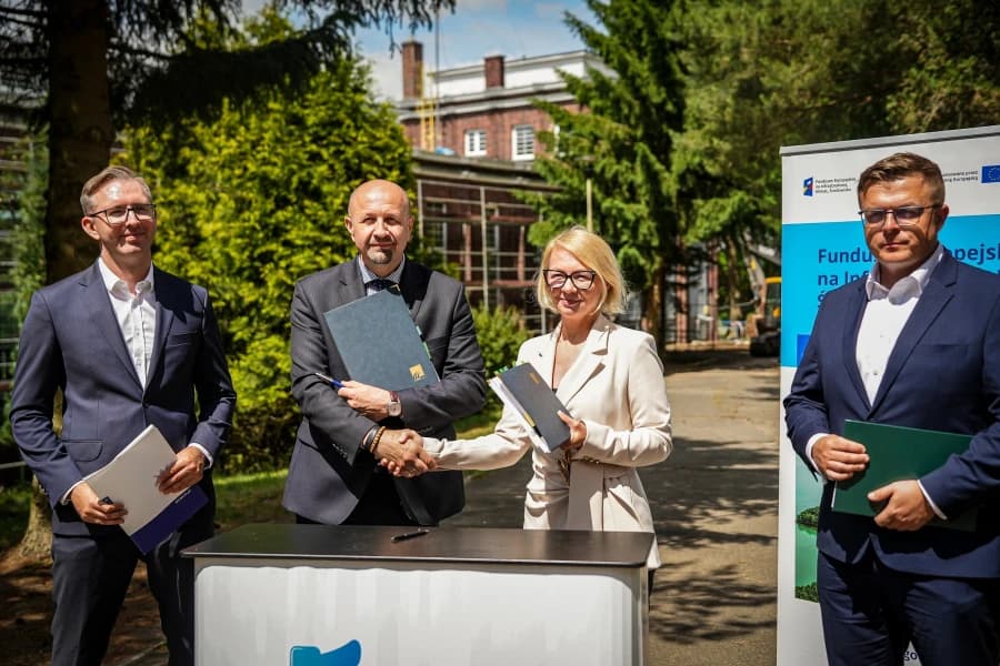 Szczecin wchodzi w nową erę wodociągową. 34 mln zł unijnego dofinansowania dla miasta Oficjalne podpisanie umowy odbyło się na terenie Zakładu Produkcji Wody Pilchowo.