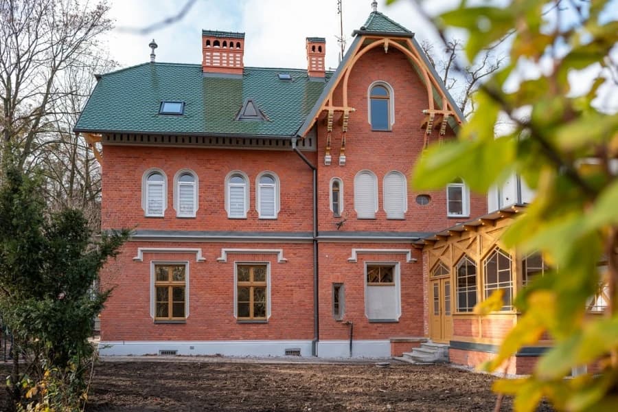Szczecińskie zabytki nagrodzone Willi przy ul. Królowej Korony Polskiej 20 została wyróżniona w kategorii „Utrwalenie wartości zabytkowej obiektu”.