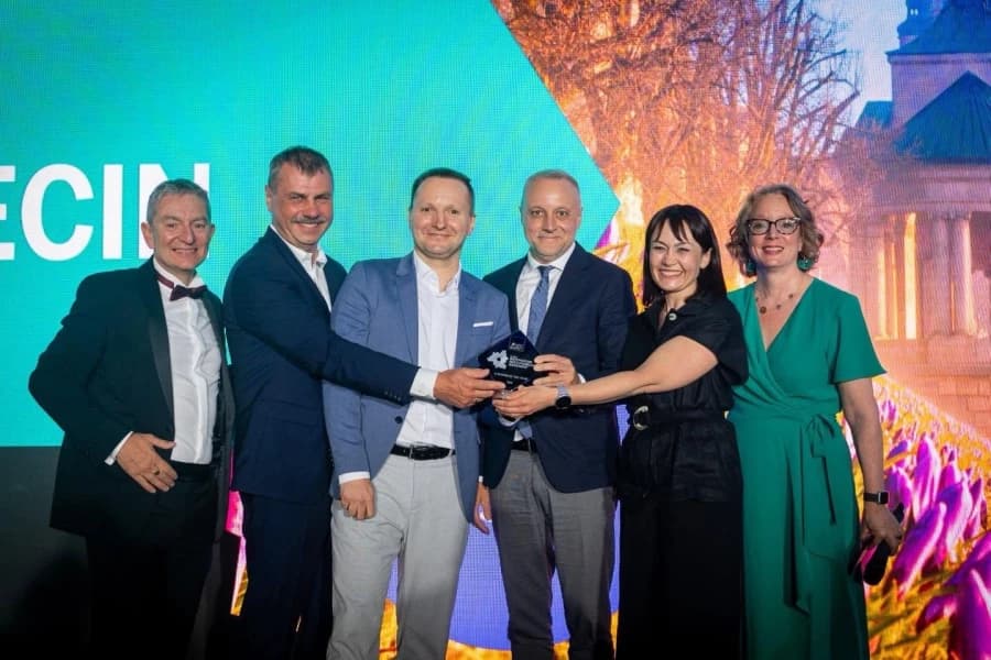 Szczecin w centrum światowej dyskusji o przyszłości turystyki. Znamy laureatów GDS-Awards 2026 Drugi dzień GDS Forum & Impact Day był pełen energii, inspiracji i współpracy, a jego zwieńczeniem była gala GDS-Awards 2026.