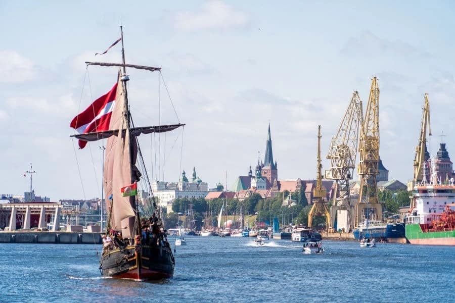Żagle 2026. W poniedziałek rusza sprzedaż biletów na rejsy żaglowcami Żaglowiec na Odrze.