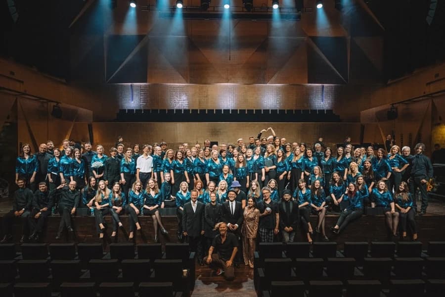 Legenda polskiej muzyki i 100-osobowy chór na Żaglach 2026. Voo Voo w Szczecinie Podczas inauguracji Żagli 2026 w Szczecinie Chór Politechniki Morskiej ponownie połączy siły z zespołem Wojciecha Waglewskiego, by wspólnie zaprezentować wyjątkowy projekt Anawa 2020.