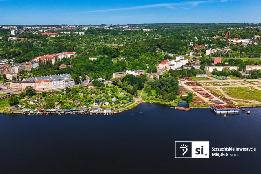 Nowy bulwar, tarasy i pomosty nad Odrą. Tak zmieni się Grobla w Szczecinie Przy ul. Grobla w Szczecinie ma powstać nowa przestrzeń nad Odrą.