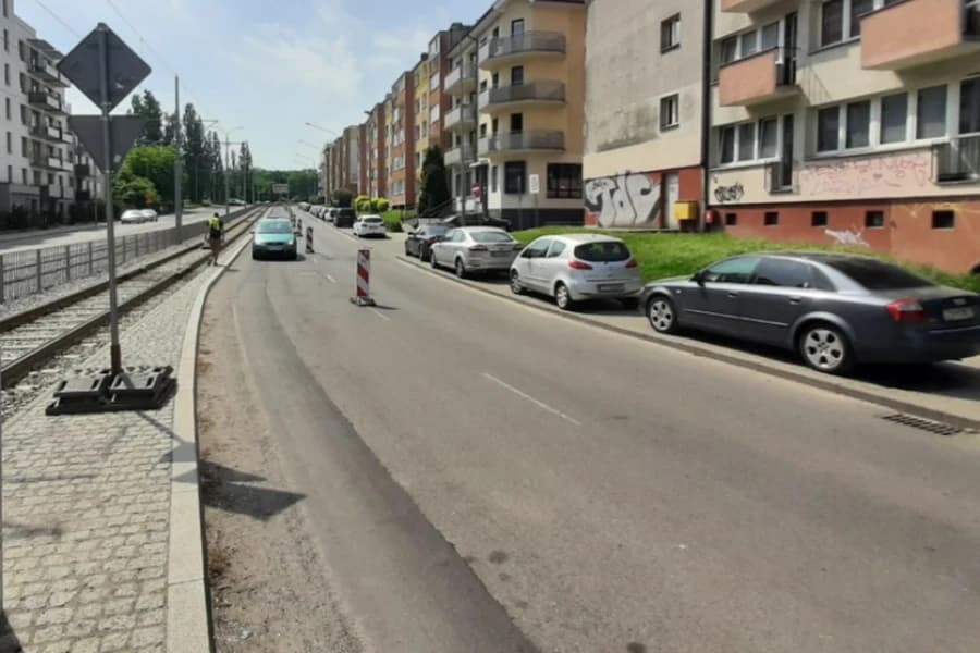 Zapadlisko przy placu Szyrockiego. Zakres ekspertyzy będzie poszerzony Zapadlisko przy placu Szyrockiego. Zakres ekspertyzy będzie poszerzony