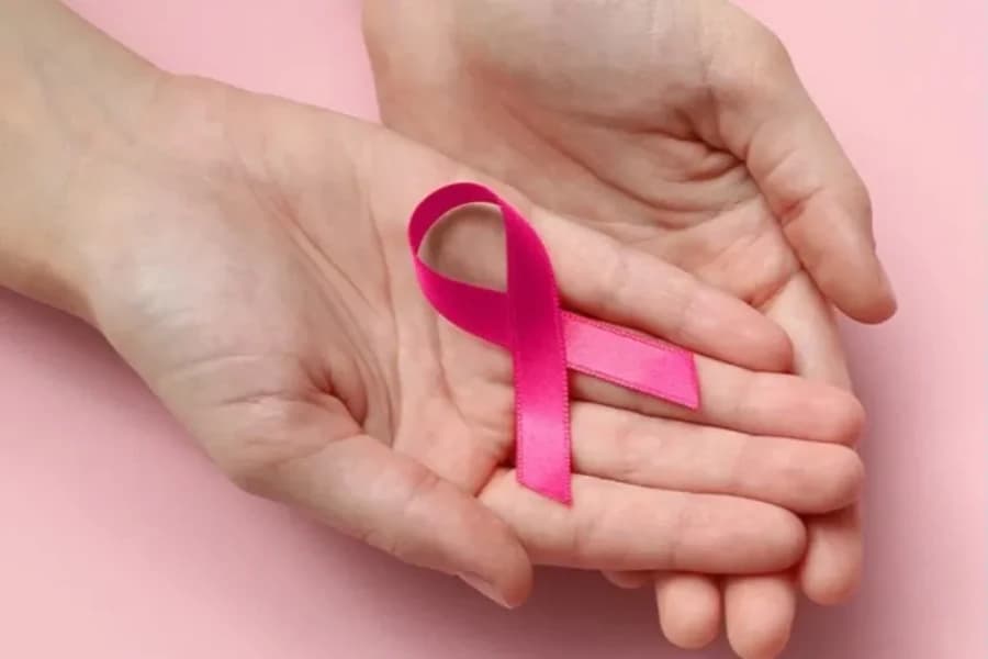 Różowy Październik w Szczecinie. Gdzie zrobić bezpłatną mammografię i jak zadbać o profilaktykę raka piersi? Różowy Październik