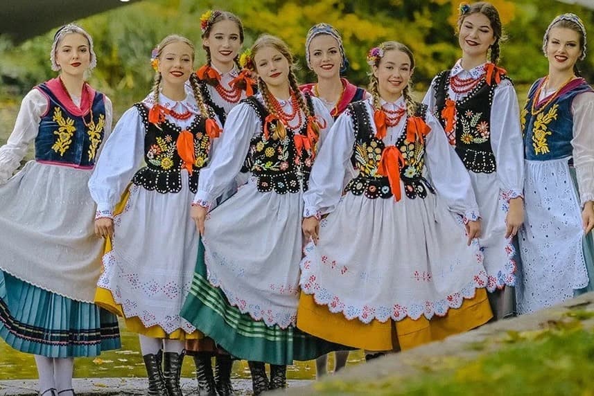 Ogrody pełne folkloru
