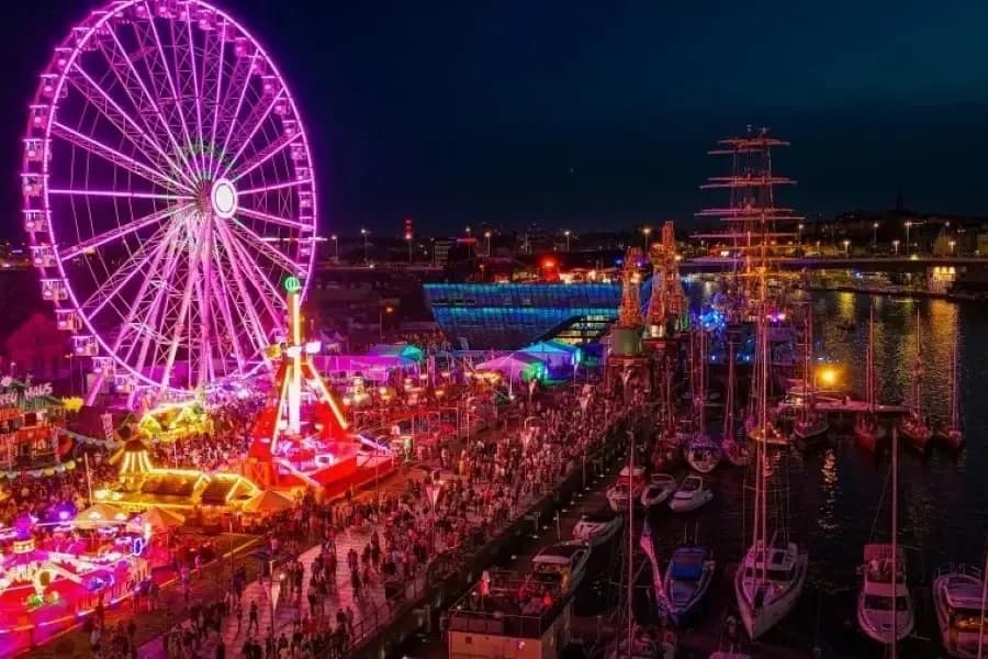 Holiday Park | Wheel of Szczecin Holiday Park | Wheel of Szczecin