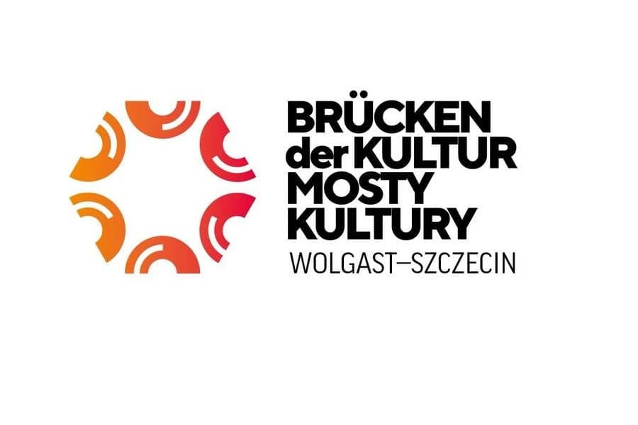 "Śledź mnie". Wyspa szczęśliwa. "Śledź mnie". Wyspa szczęśliwa.