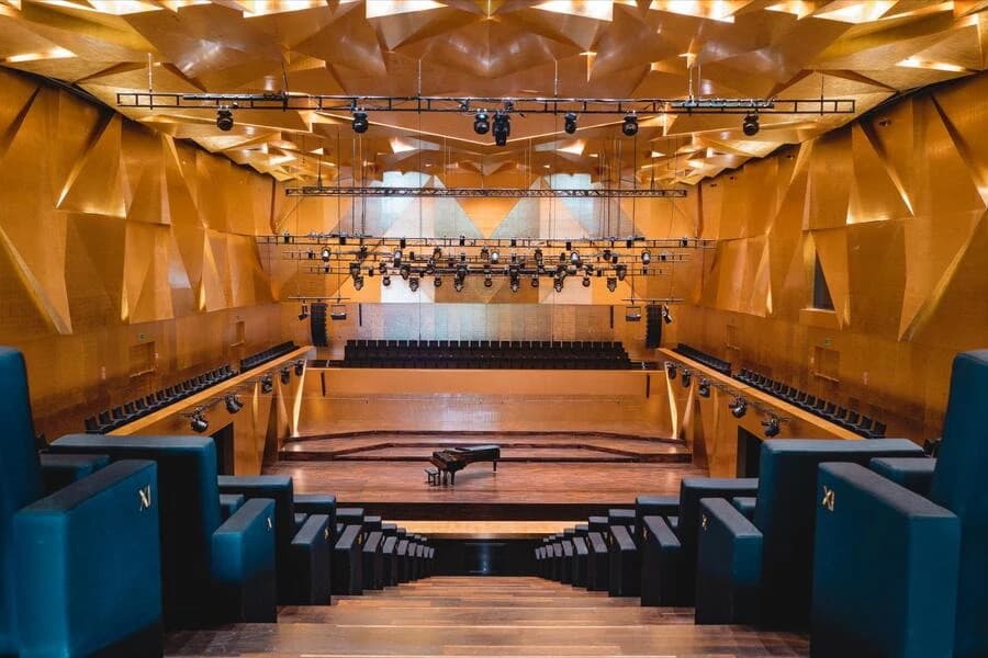 Führungen in der Philharmonie auf Deutsch Führungen in der Philharmonie auf Deutsch
